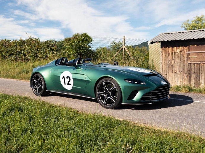 Thumbnail Aston Martin V12 Speedster
