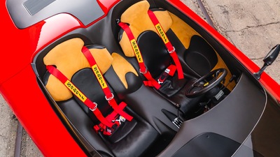 Nero LeatherInterior image