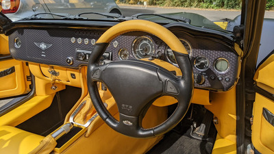 Black Leather - Yellow LeatherInterior image