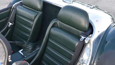 Green LeatherInterior image