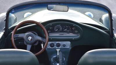 Green LeatherInterior image