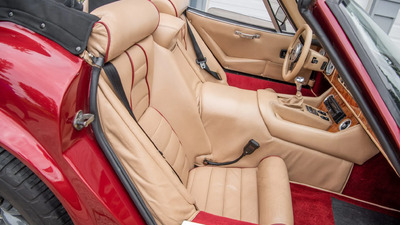 Tan LeatherInterior image