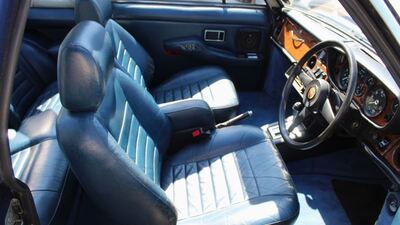 Blue LeatherInterior image
