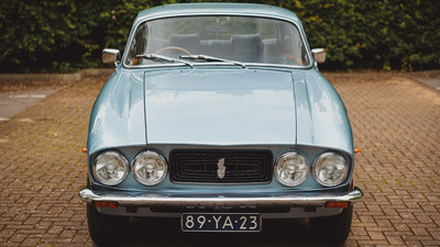 Light Blue MetallicColor image