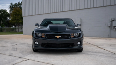 Ashen Grey MetallicColor image