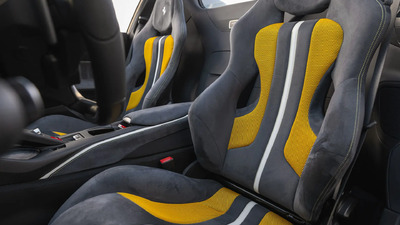 Charcoal Ultrasuede - Giallo 3D FabricInterior image