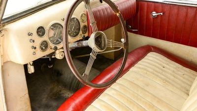 Red LeatherInterior image