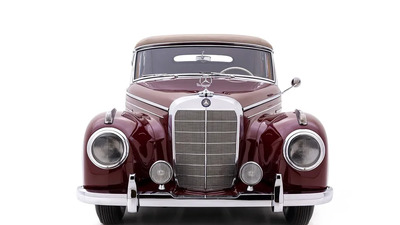 Mystic Red MetallicColor image