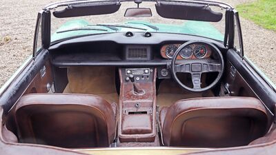 Red LeatherInterior image