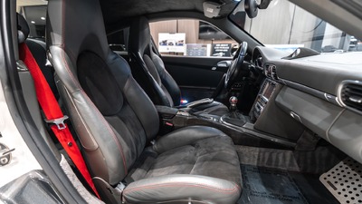 Black LeatherInterior image