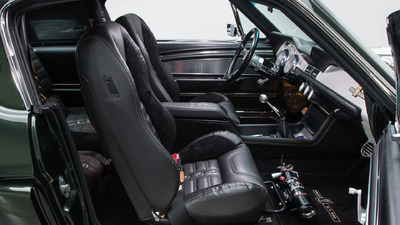 Black LeatherInterior image
