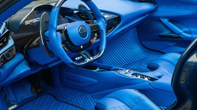 Blue LeatherInterior image