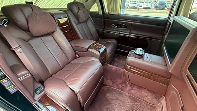 Barrier Reef Red LeatherInterior image