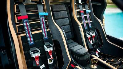 Black AlcantaraInterior image