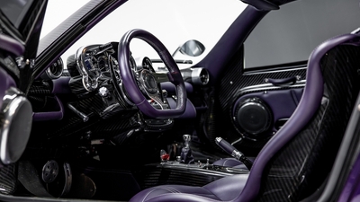 Purple Leather - White StitchingInterior image