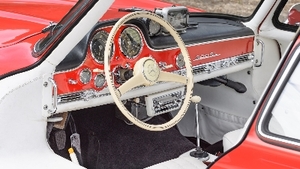 White Leather - Black StitchingInterior image