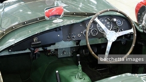 British Racing Green LeatherInterior image