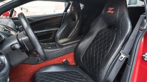 Pure Black LeatherInterior image
