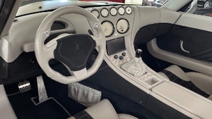 Alpaca Grey Leather / Black Alcantara - Grey StitchingInterior image