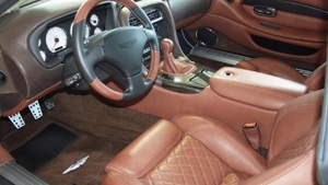 Bitter Chocolate / Chestnut Tan LeatherInterior image