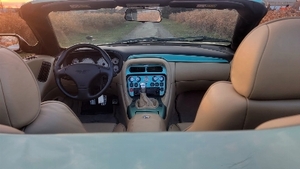 Fawn LeatherInterior image