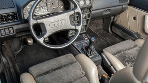 Grey LeatherInterior image