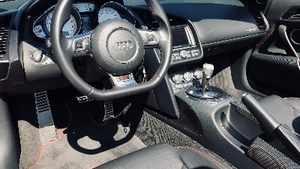 Black Leather - Red StitchingInterior image