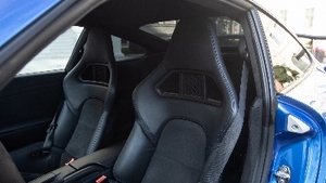 Black Leather / Alcantara - Blue StitchingInterior image