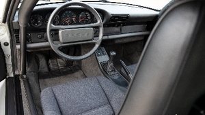 Grey AlcantaraInterior image