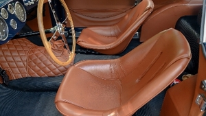 Black LeatherInterior image