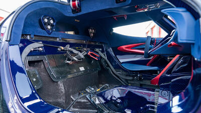 Blue Alcantara / LeatherInterior image