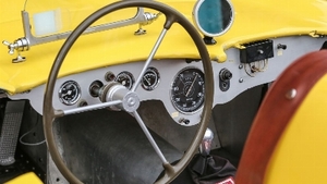 Brown LeatherInterior image