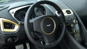 Bronze Metallic / Obsidian Black LeatherInterior image
