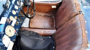 Brown LeatherInterior image