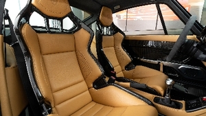 Light Cognac LeatherInterior image