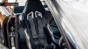Black Leather / Alcantara - White StitchingInterior image
