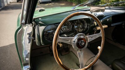 Black LeatherInterior image