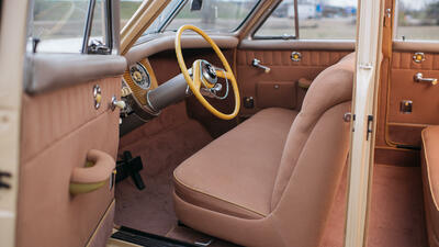 Black LeatherInterior image