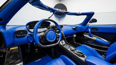 Blueberry Leather - Red StitchingInterior image