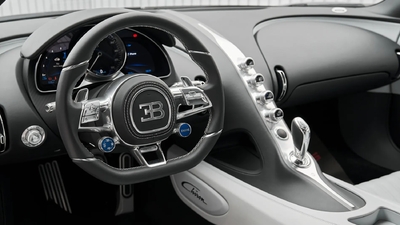 Anthracite / Gris Rafale LeatherInterior image