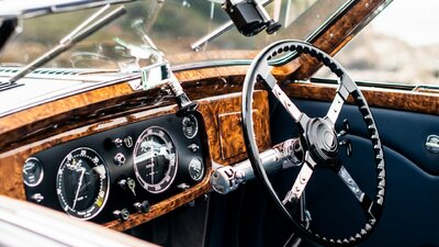 Black LeatherInterior image