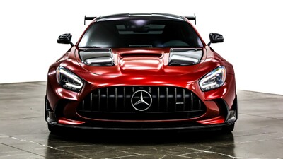 Designo Cardinal Red MetallicColor image
