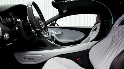 Beluga Black / Gris Rafale Leather - Red StitchingInterior image