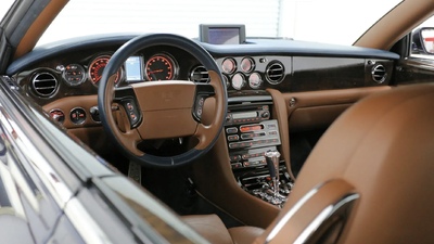 Cognac LeatherInterior image