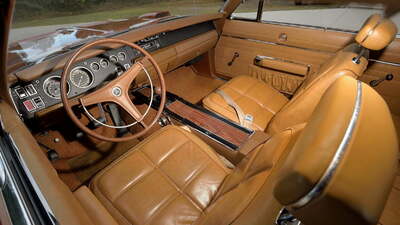 Brown LeatherInterior image