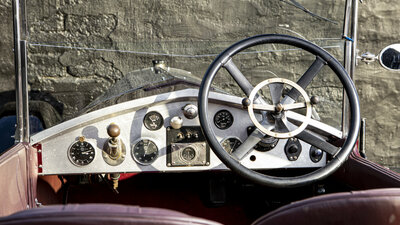 Red LeatherInterior image