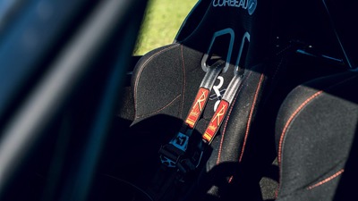 Black AlcantaraInterior image