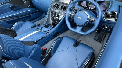 Aurora Blue Leather - Ivory StitchingInterior image