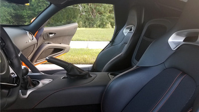 Black Leather / Alcantara - Orange StitchingInterior image