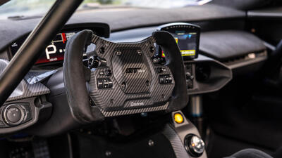 Black Cloth / AlcantaraInterior image